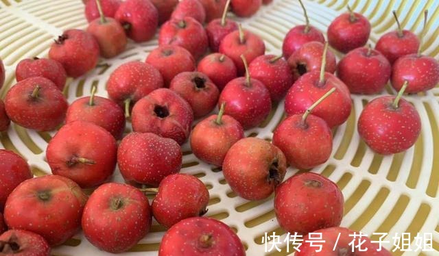 自制|秋冬孩子要多吃山楂,教你在家自制糖葫芦,嘎嘣脆不粘牙!