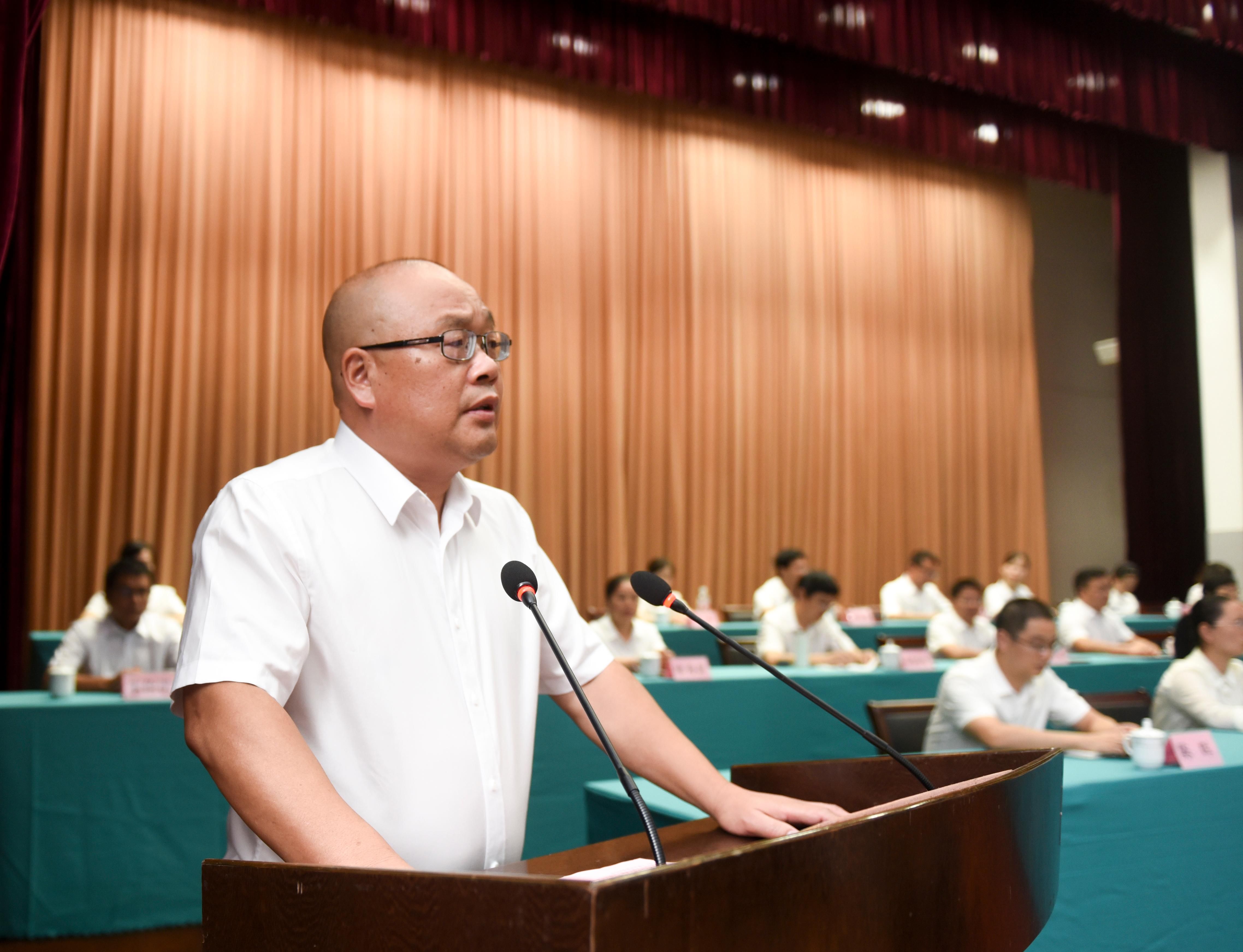 实验中学|【县教育发展大会表态发言】实验中学：抓质量、强师资 为我县教育事业谋发展