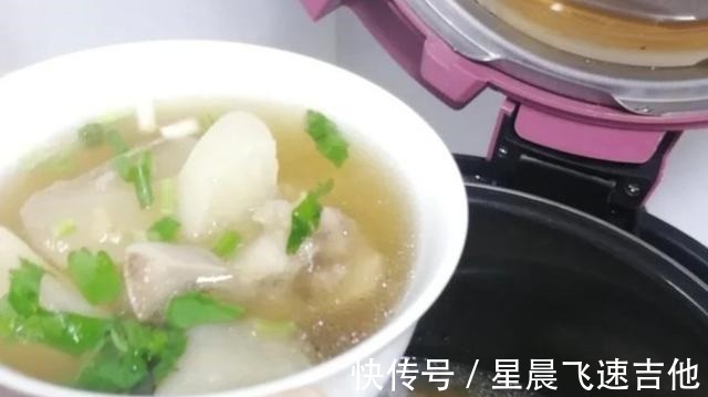 冬天碰到这食材，我从不手软，买来炖汤喝，营养又滋补，别不懂吃！