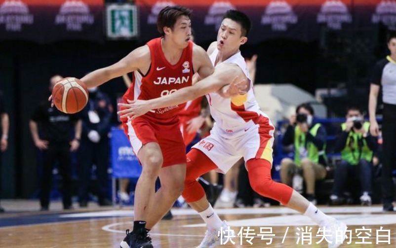 两战|中国男篮顺利启程 两战净胜49分自信心大增