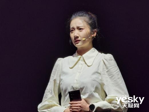 ultr“白天不懂夜的黑” 三星Galaxy S22 Ultra:我却更懂夜的美