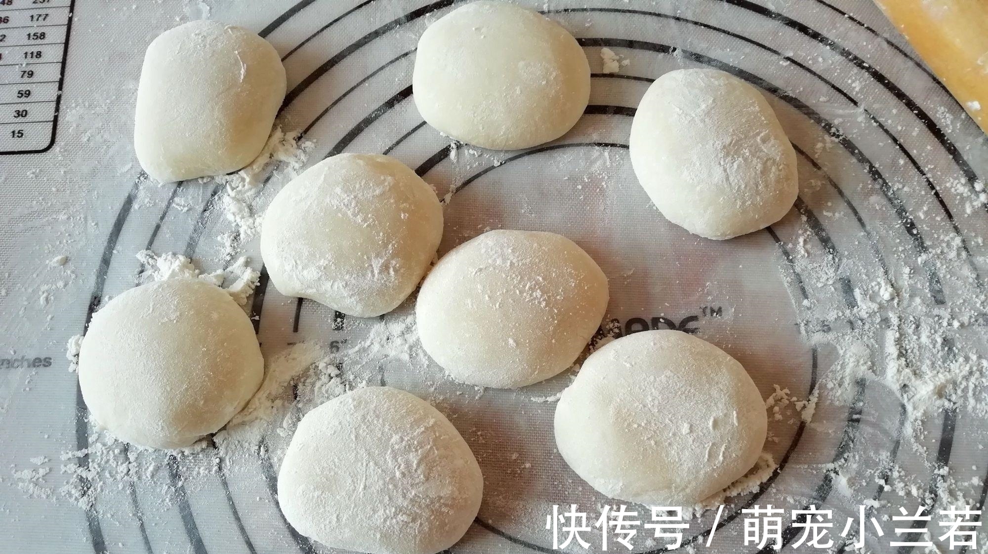 糯米粉别做汤圆了,拌一拌蒸一蒸,家人吃不够,天越热越好吃
