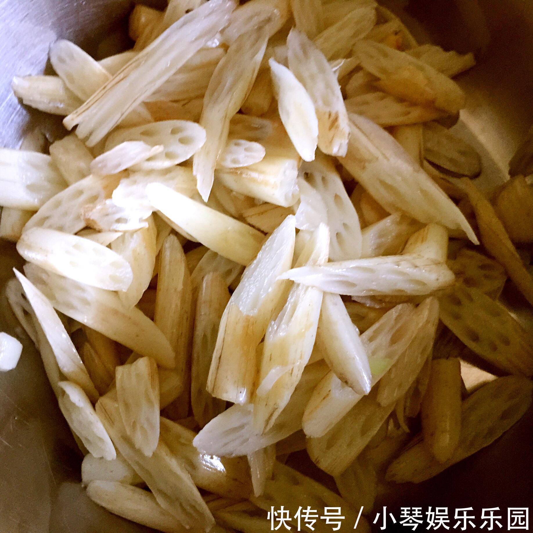 最补血的并不是阿胶,而是它,百吃不腻,气血双补,皮肤越来越好