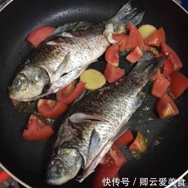  鱼肉|不管炖什么鱼，过程中千万别加“这个动作”，否则鱼肉腥，不嫩滑