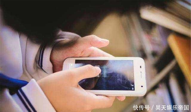 父母|有这“3种表现”的初中女生，多半是“早熟”，很多家长却不重视