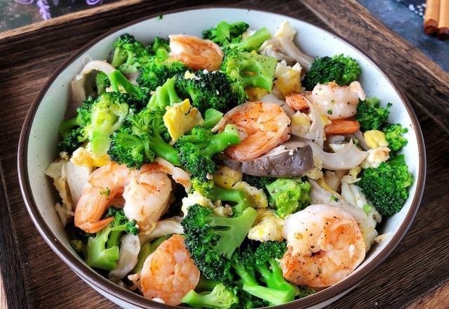 便秘|便秘最怕它5元成本5分钟做好,坚持每天吃一盘,肠道通不便秘