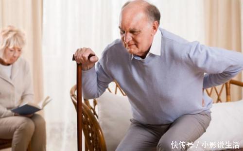 60岁以上的老年人,总是四五点就醒了?75岁大爷的方法,不妨学学