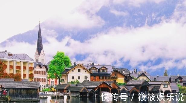 当地居民|冰雪奇缘“真实版村庄”走红上万游客“挤破头”,村长却发愁