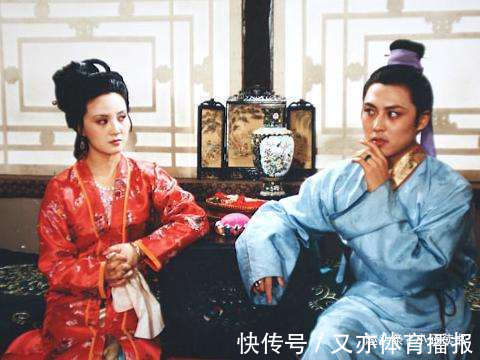 王熙凤@红楼梦:贾琏戏熙凤为何会在中午?你看平儿从屋里出来后干了啥