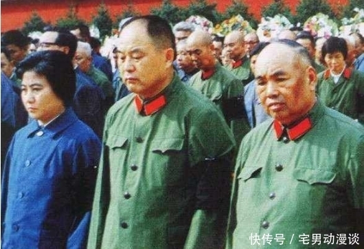 毛主席|毛主席去世,许世友不停做一件事,大家以为他疯了其实是不懂他