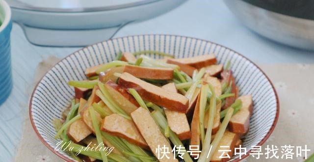 鸡鸭|冬天中老年朋友此菜要多吃,比鸡鸭鱼肉更健康,肠道舒服了!