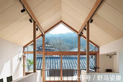 一家|今日屋主丨一家四口简洁舒适，还有巨大窗户的102，我慕了