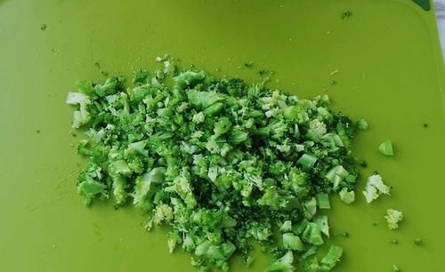 好吃|好吃不胖的蔬菜鸡胸肉饼,营养丰富,想瘦下来就这样吃