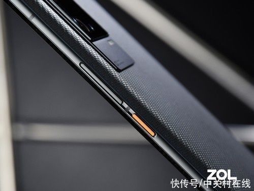 oled|高端旗舰该有什么气质？iQOO 8 Pro图赏