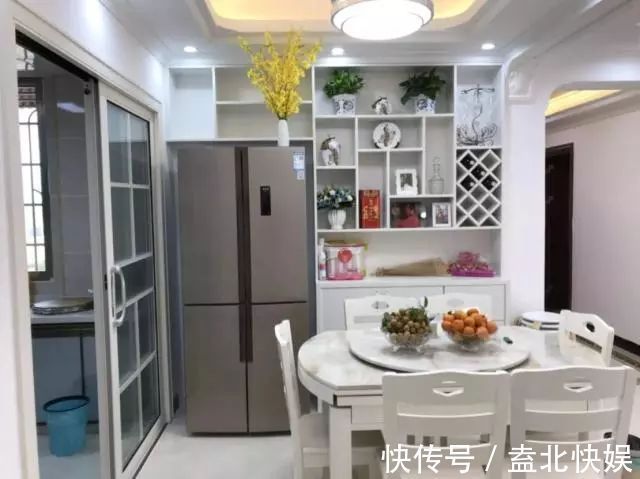 装修|搬家一个月,忍不住晒晒!全屋太漂亮了,电视墙贴瓷砖最明智!