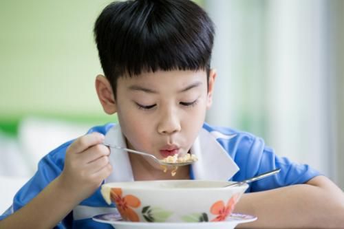 山药|妈妈身高150，儿子13岁长到170厘米，他的长高方法可以多学学