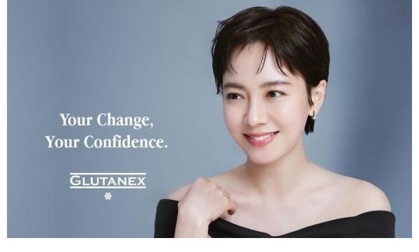 李光洙下车了 但又没完全下