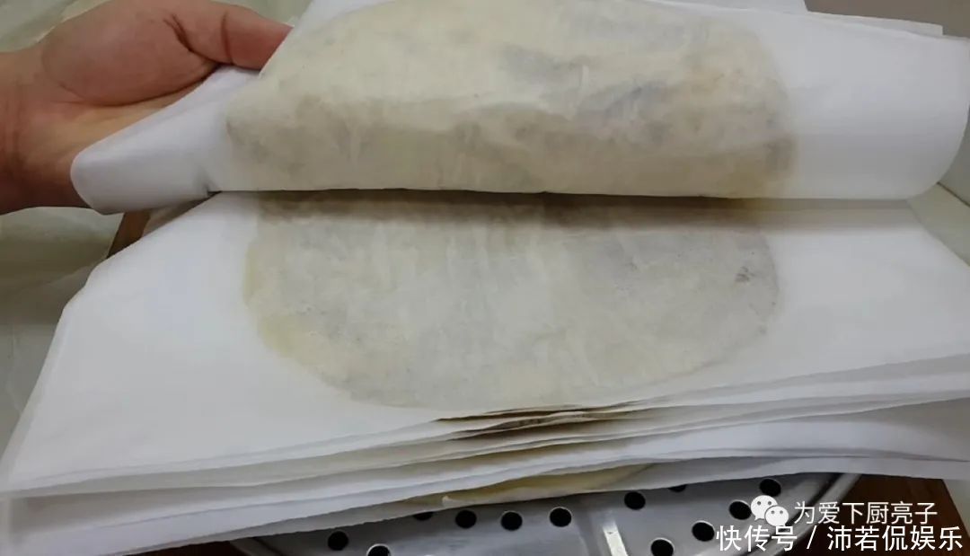 鸡蛋|烙饼这么做太香了,加3个鸡蛋,比手抓饼还香,做一次三天不起早