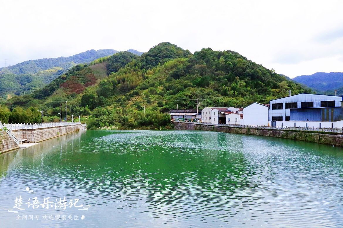 宁波|号称剡溪畔最美古村之一，浙江这个乡村山明水秀，成宁波热门景点