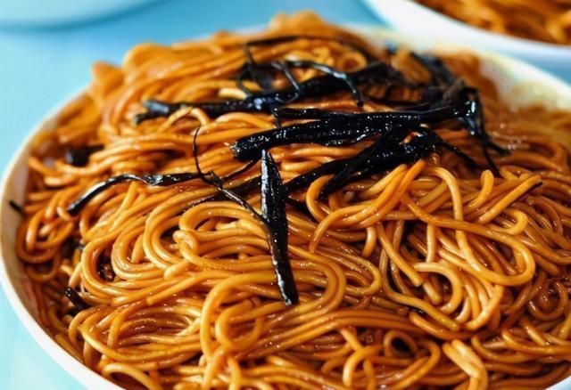 面条这做法太香了,做法简单又省事,一周吃5次也不腻,特解馋