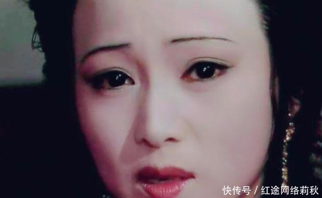 四大家族|薛家给贾珍送了一件珍贵礼物,却给四大家族都带来了潜在的灾祸