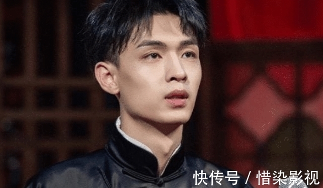 秦霄贤成《热气腾腾欢笑吧》常驻嘉宾,首部电影《扬名立万》将映