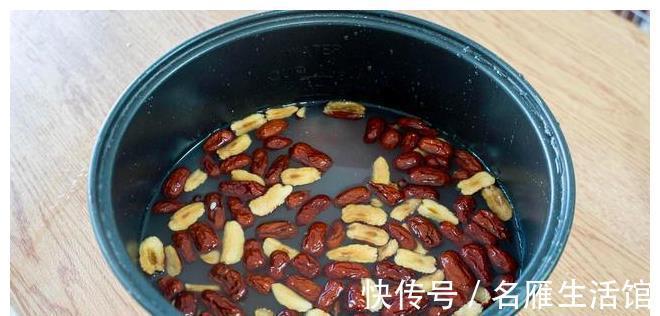 南瓜皮|秋季多给家人吃南瓜,润秋燥,补气血,这样做女人孩子都爱吃!