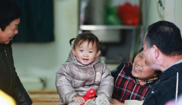 活着|老人带娃和年轻人带娃，对孩子有什么影响？网友：活着就好