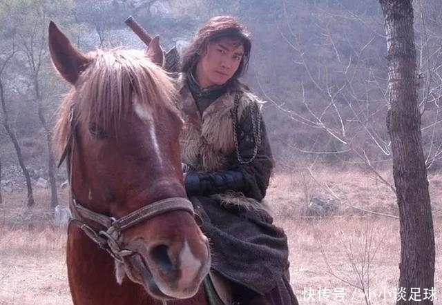 难题|武侠小说里的待解难题,胡斐有没有砍下那把刀?金庸自己也不知道