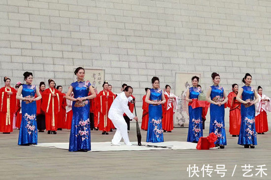 李晓杰!文化中国·世纪风采——艺术先锋人物 石朝晖