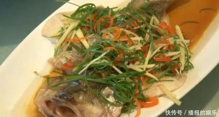 女人爱美,学会吃3种美食,润肤养颜,抗衰老,肌肤更细嫩