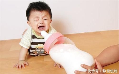 儿科|宝宝早饭先喝奶还是先吃辅食？儿科专家：顺序不对影响肠胃消化