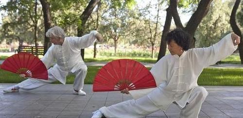 血栓|脑供血不足,跟4个原因脱不了关系,常吃一物,血管通,供血足