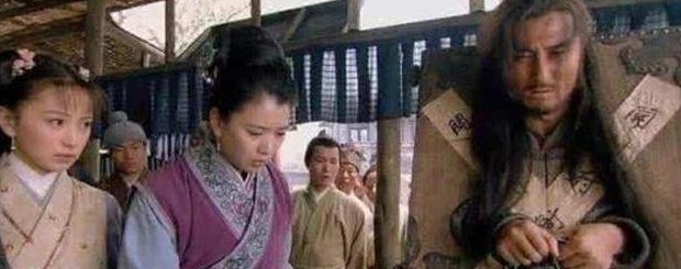 水浒#水浒方腊手下斩杀梁山名单,五人加林冲勉强干掉此人,方腊太强了!