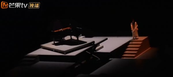 披荆斩棘的不是哥哥,是芒果tv的后期吧