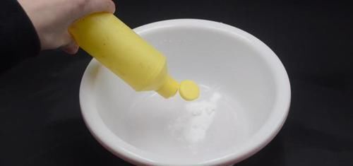 食用碱|不管抹布有多脏,教你一个简单的方法,洗的白净还不伤手,真实用