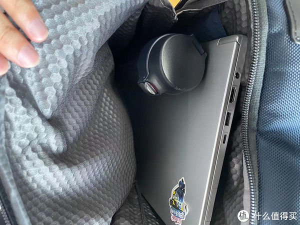 d走下“神坛”的TUMI，Davis双肩包虽然耐用但细节拉跨