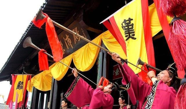 创伤|孝惠帝刘盈,一个被父亲屡次抛弃的孩子,心里到底会有多少创伤