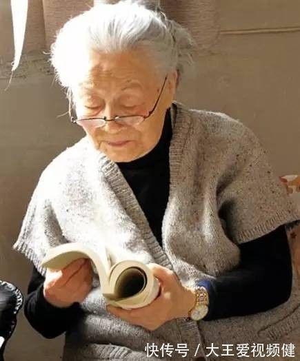 钱瑗@钱钟书独女在宠爱中长大,两段婚姻无子女,60岁在母亲身边去世