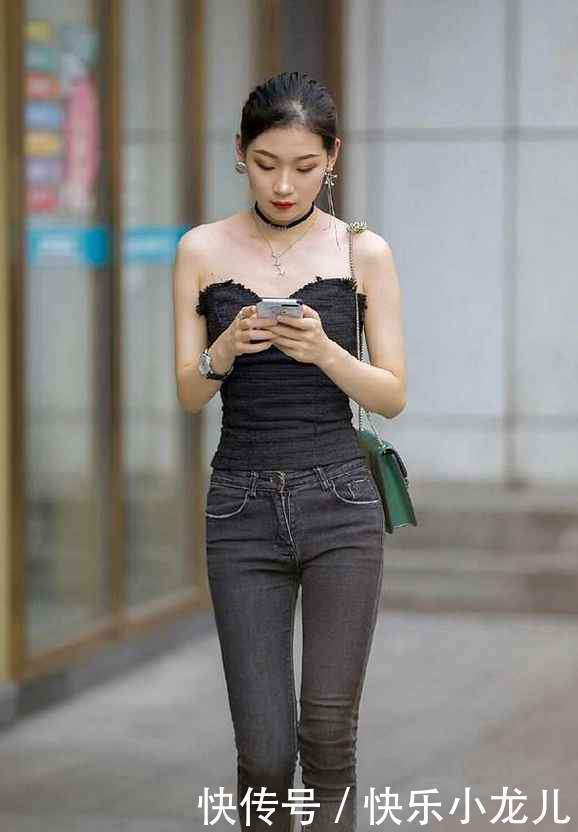 时髦|这么漂亮的牛仔裤小姐姐,端庄优雅,气质迷人!