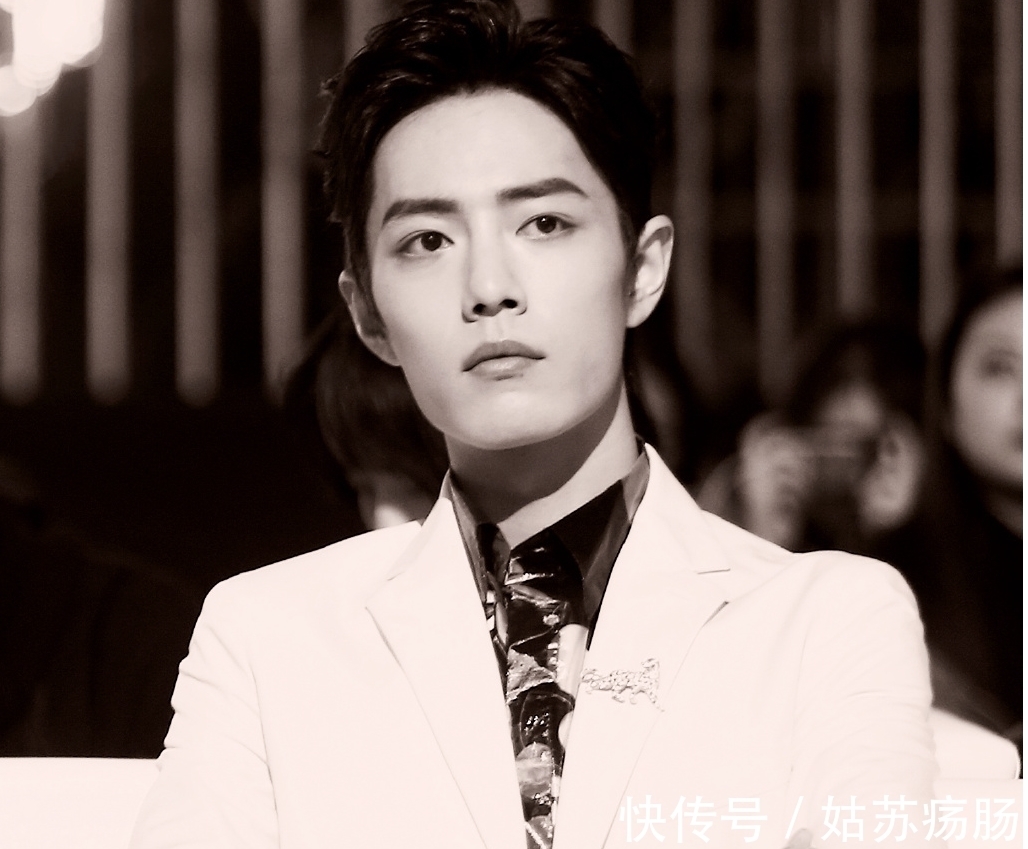 |肖战讲段子先笑三分钟?问到是否感同身受急忙否认,忍笑憋出内伤