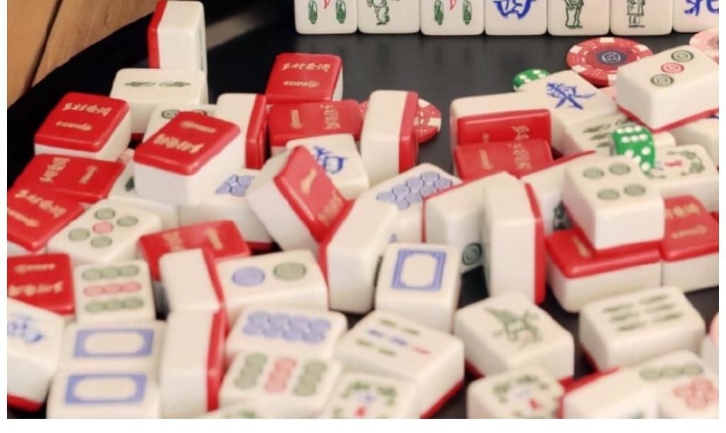 出麻将发扑克，《乡村爱情》土潮营销天花板实锤？