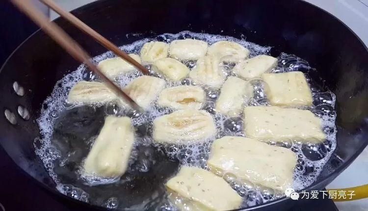 小苏打|我家油条从来不发面，切一切锅里一炸，松软又香甜，越嚼越舒服