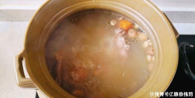 靚湯|濕氣重，百病生，教你這道靚湯，健脾祛濕，常喝一身輕松，人精神