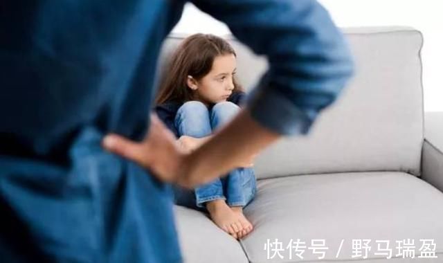 超市|一袋糖要50元?妈妈带儿子怒砸超市,店长:看监控吧