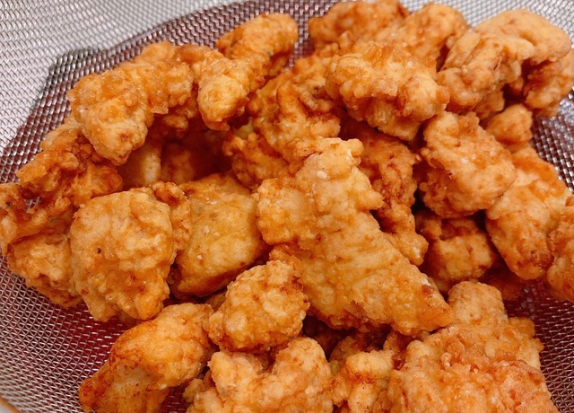 吃起来不脆大叔教你炸鸡酥脆的秘诀,只需简单几步,全家人爱吃