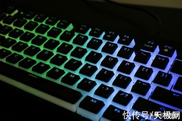 rgb|让RGB灯效发挥极致，CHERRY MX 2.0S网吧专供版评测