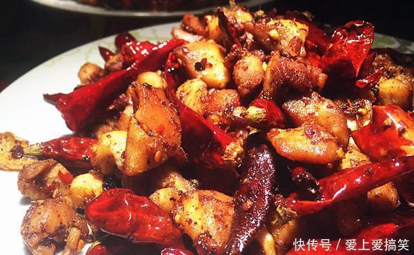 半盘都是辣椒,看着就辣的爽的辣子鸡,家常做法分享,明了易上手