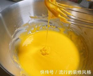 电饭锅版早餐蛋糕做法，做法简单，美味营养，吃不够，动手试试吧