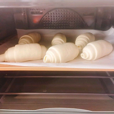 外脆里软盐面包